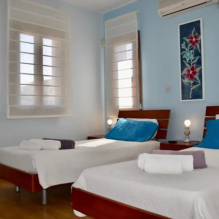 Appartamento 2 Stanze Da Letto, Due Bagni, Spazioso Terrazzo Vista Mare *