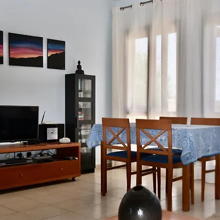 2 Stanze Da Letto, Due Bagni, Spazioso Terrazzo Vista Mare Apartment Kouklia